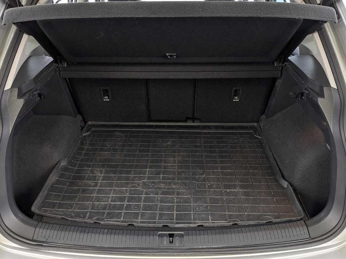 Volkswagen Tiguan с пробегом — 2020 год. Фото: #9