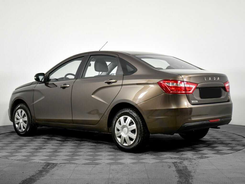Lada (ВАЗ) Vesta с пробегом — 2017 год. Фото: #6