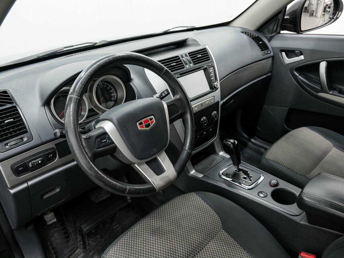 Geely Emgrand X7 с пробегом — 2015 год. Фото: #12
