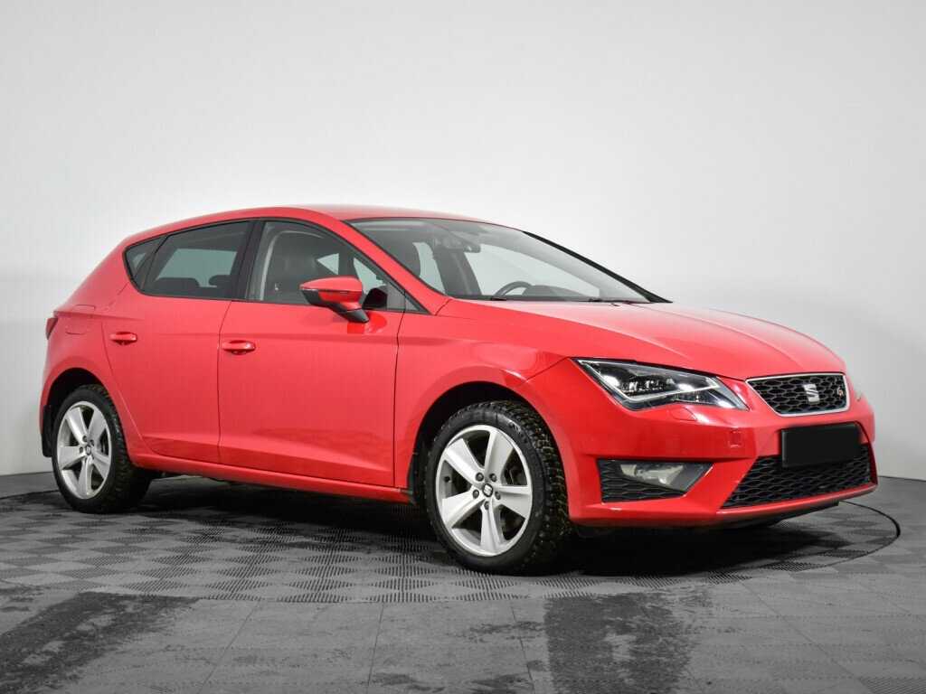 SEAT Leon с пробегом — 2013 год. Фото: #2