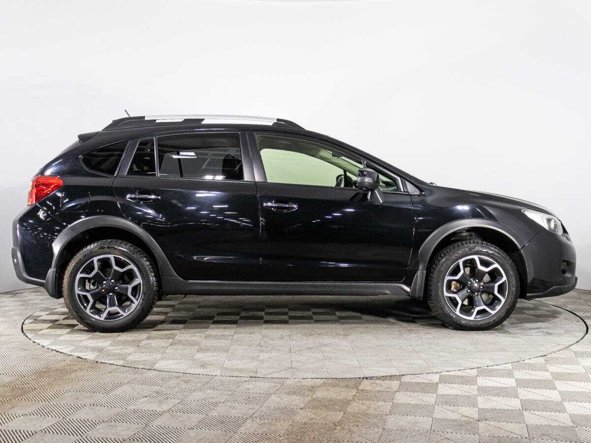 Subaru XV с пробегом — 2014 год. Фото: #3