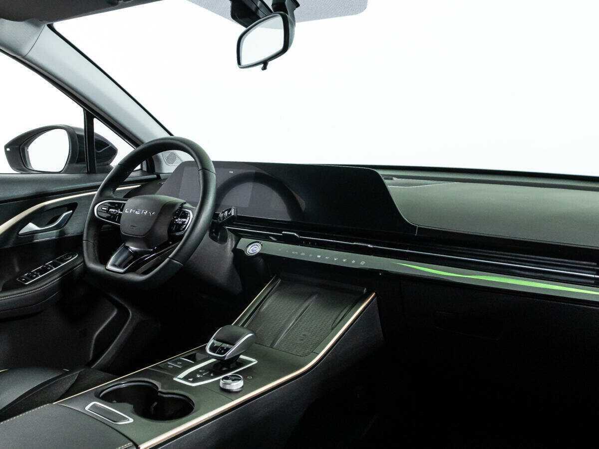 OMODA C5 с пробегом — 2023 год. Фото: #7