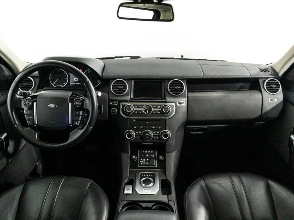 Land Rover Discovery с пробегом — 2016 год. Фото: #12