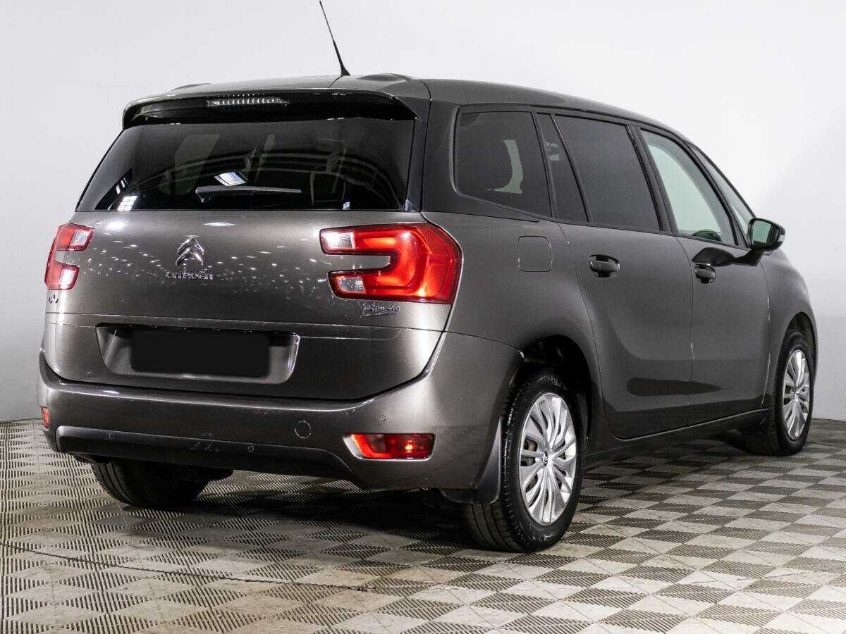 Citroen C4 Picasso с пробегом — 2015 год. Фото: #4