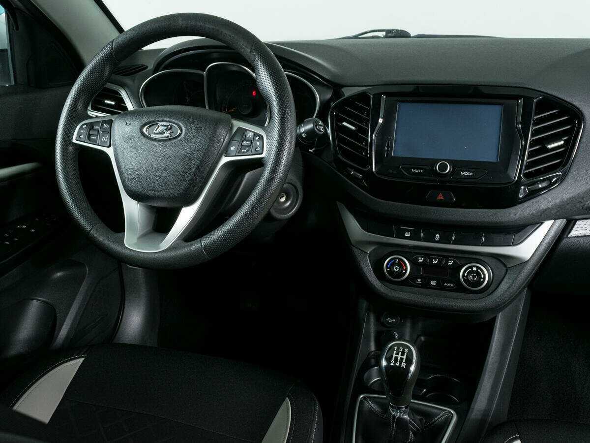 Lada (ВАЗ) Vesta с пробегом — 2018 год. Фото: #9