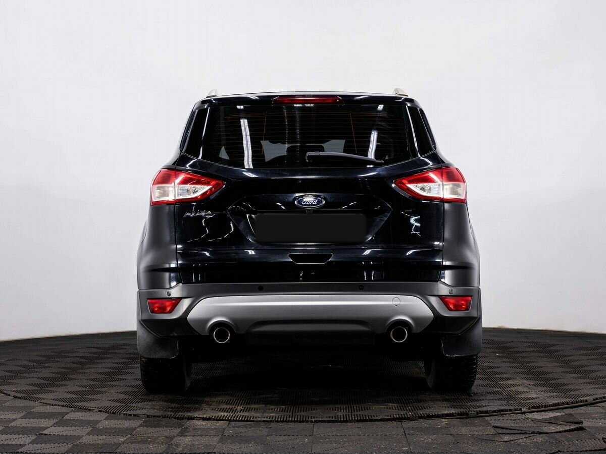 Ford Kuga с пробегом — 2014 год. Фото: #4