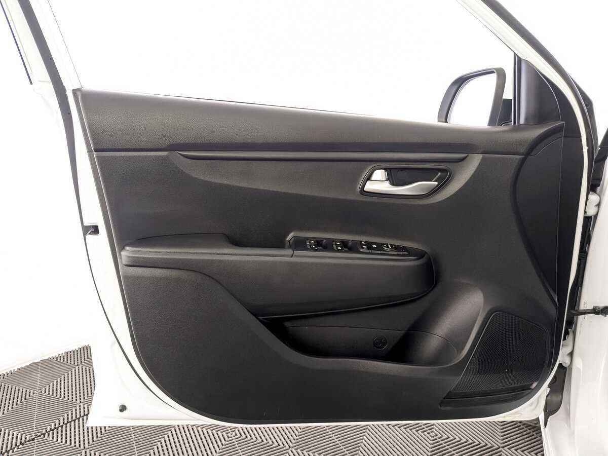 Kia Rio с пробегом — 2019 год. Фото: #18