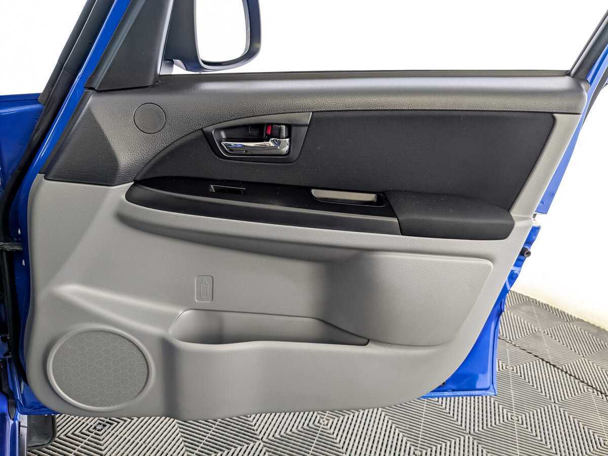 Suzuki SX4 с пробегом — 2012 год. Фото: #23
