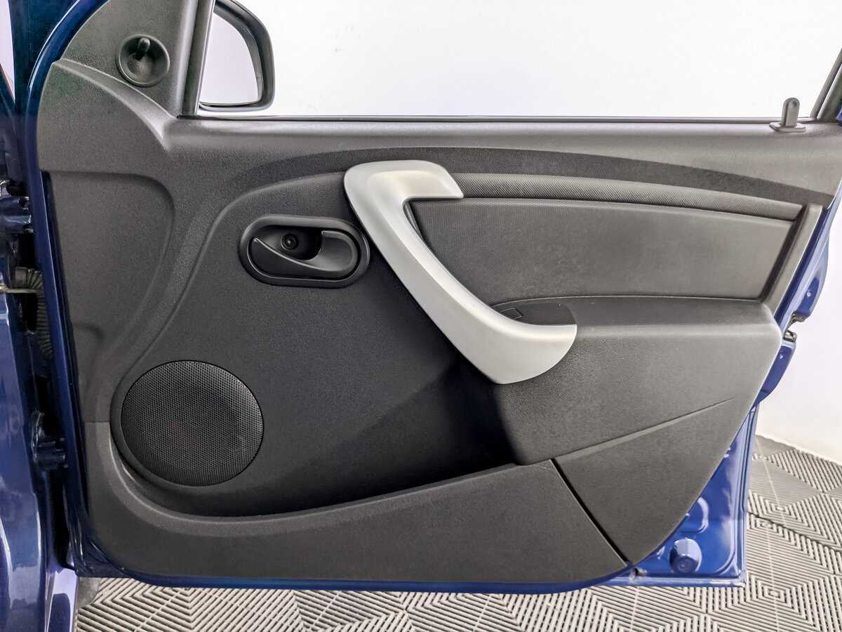 Lada (ВАЗ) Largus с пробегом — 2013 год. Фото: #23