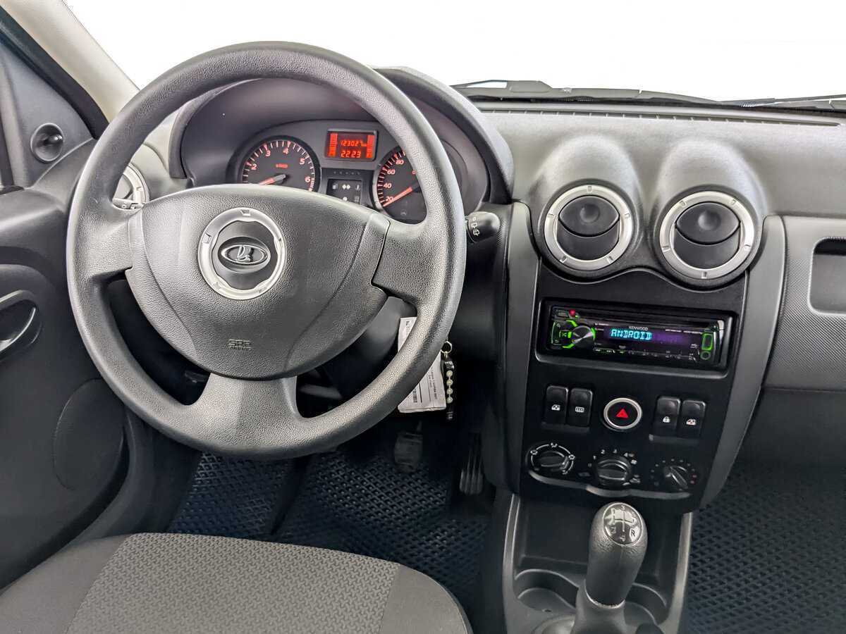 Lada (ВАЗ) Largus с пробегом — 2013 год. Фото: #24