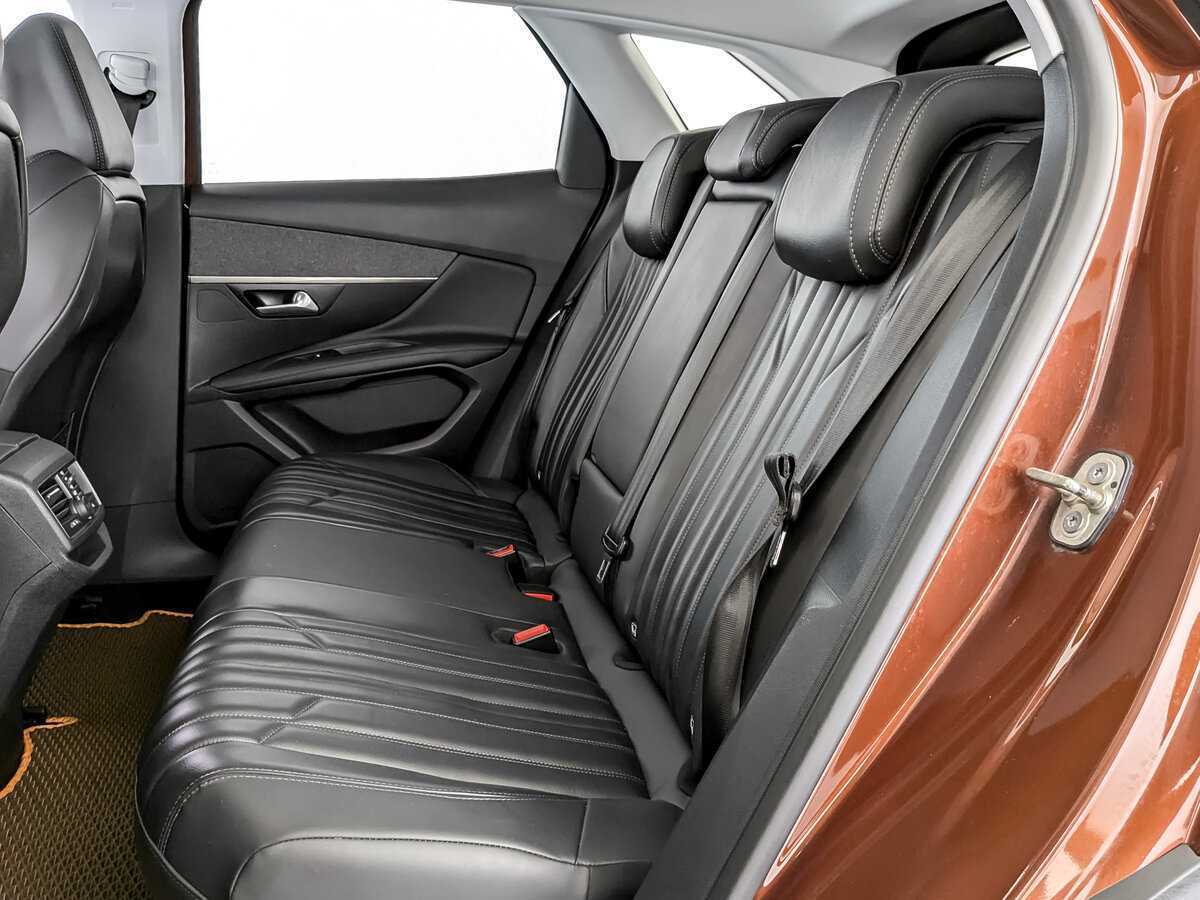 Peugeot 3008 с пробегом — 2017 год. Фото: #11