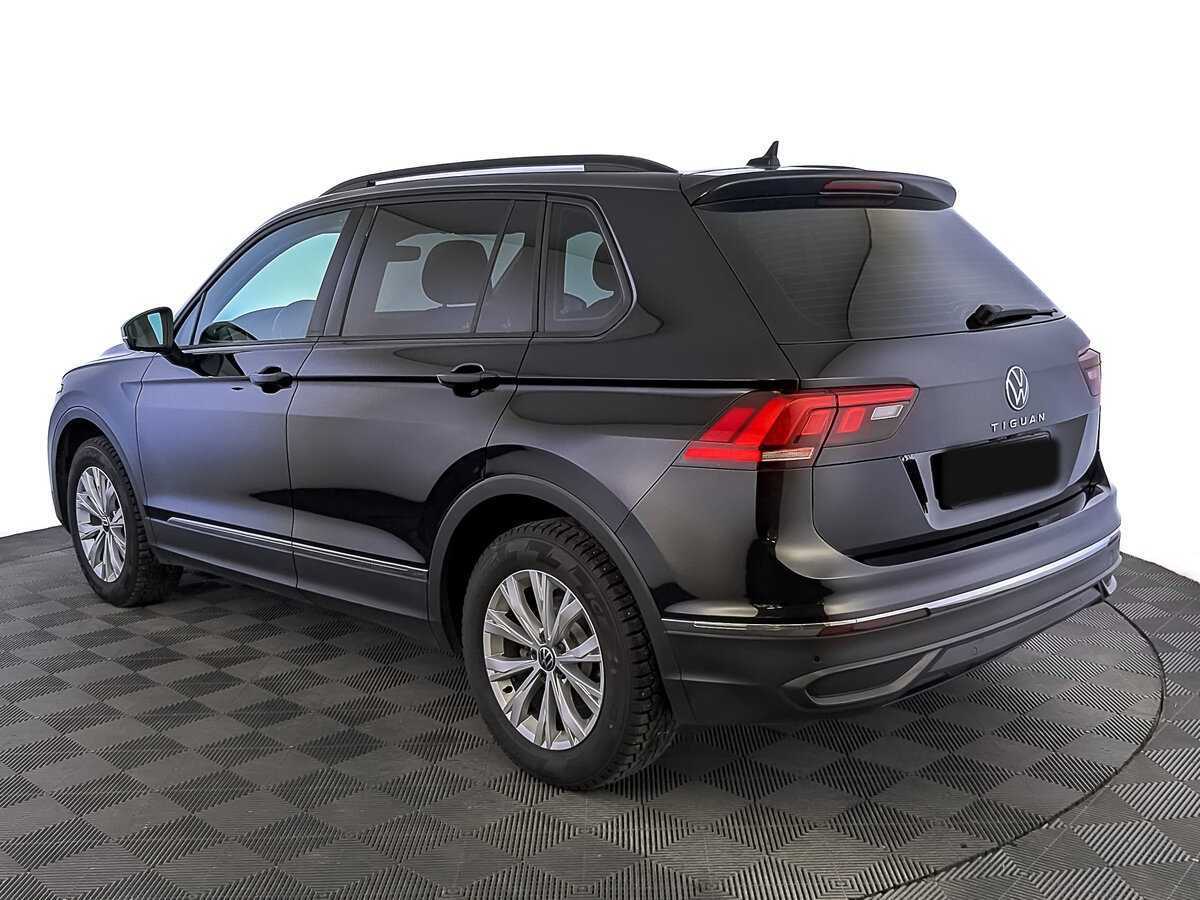 Volkswagen Tiguan с пробегом — 2021 год. Фото: #6