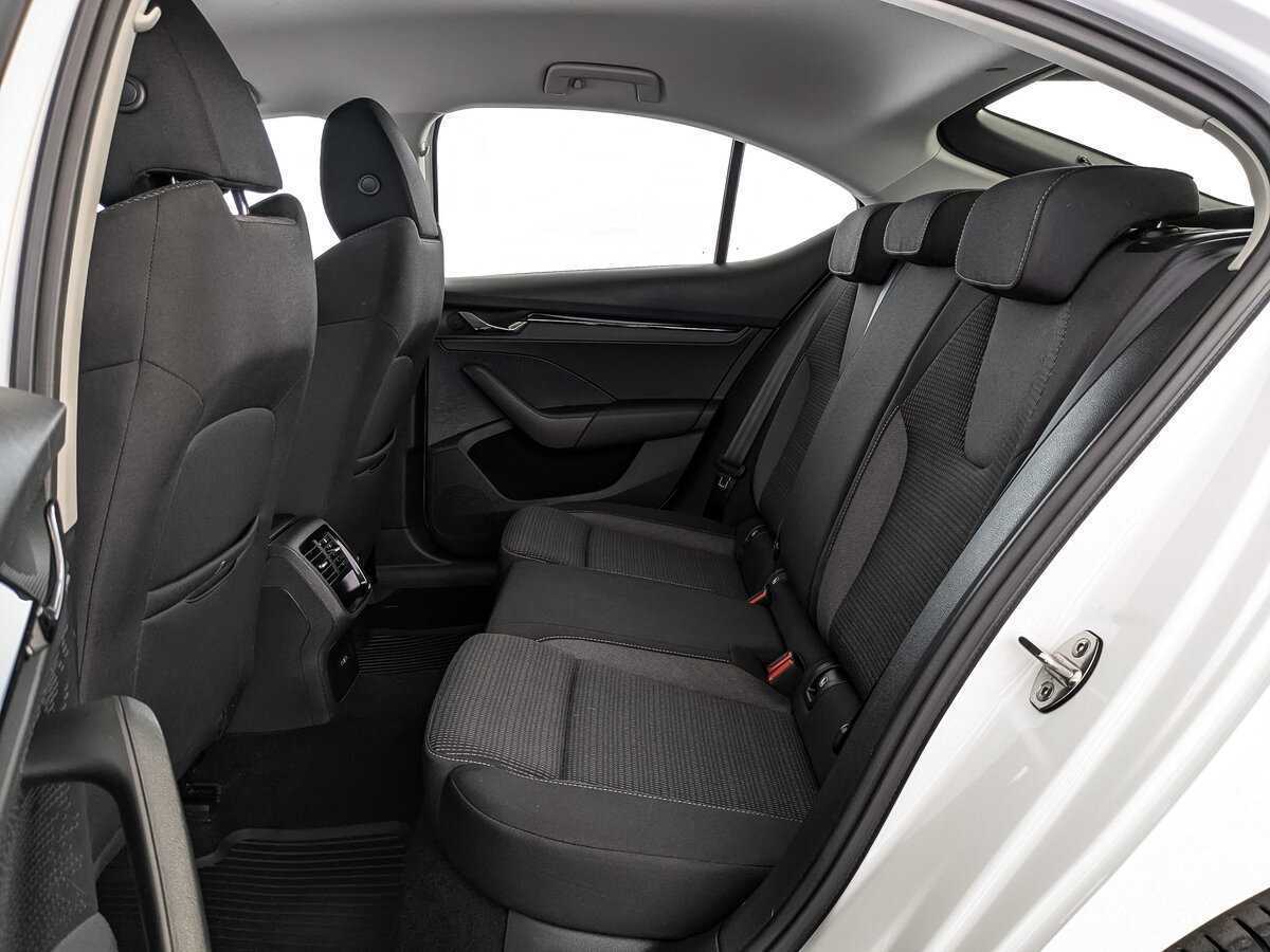 Skoda Octavia с пробегом — 2021 год. Фото: #17
