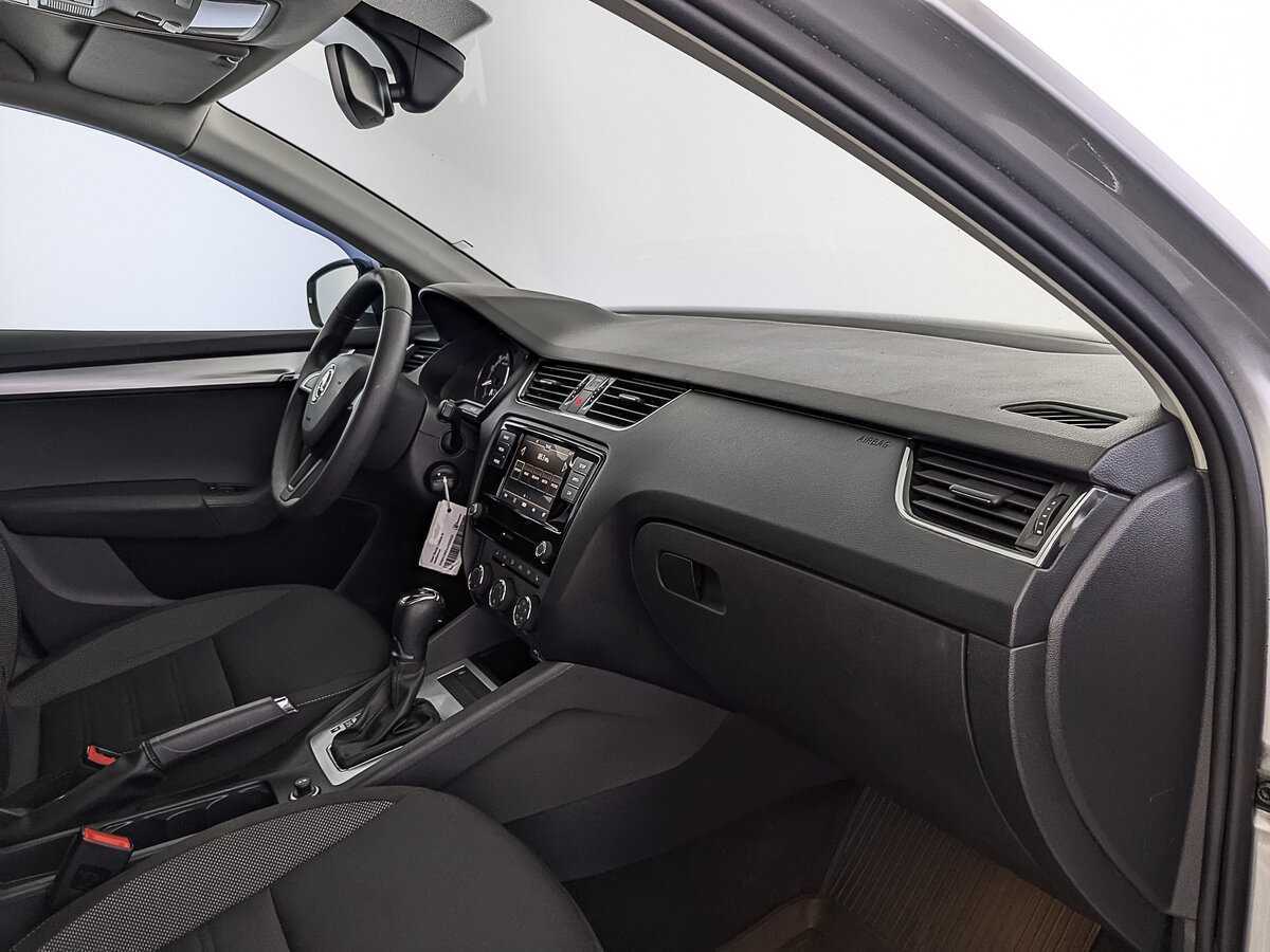 Skoda Octavia с пробегом — 2018 год. Фото: #12