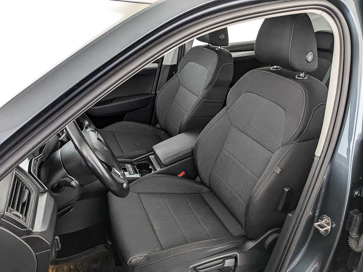 Skoda Superb с пробегом — 2019 год. Фото: #18