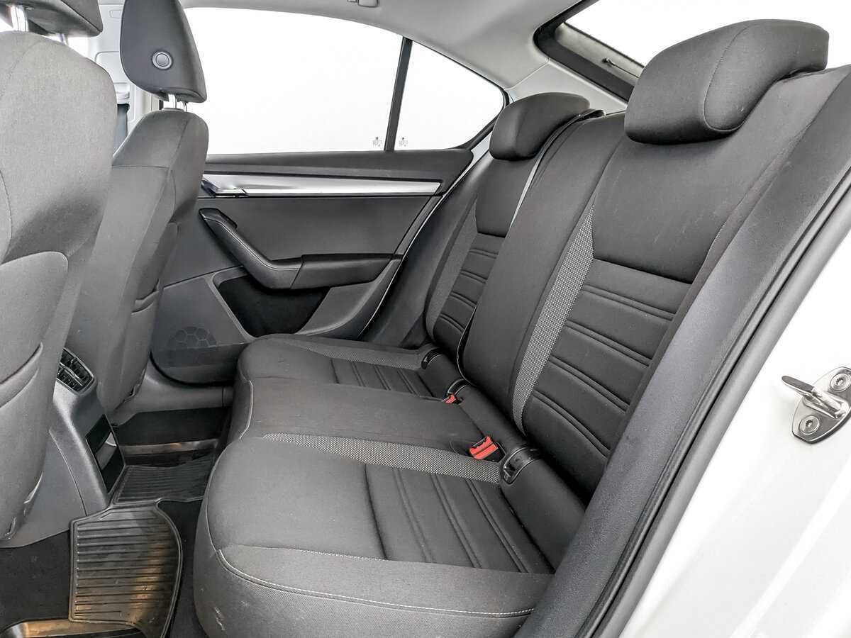 Skoda Octavia с пробегом — 2018 год. Фото: #11
