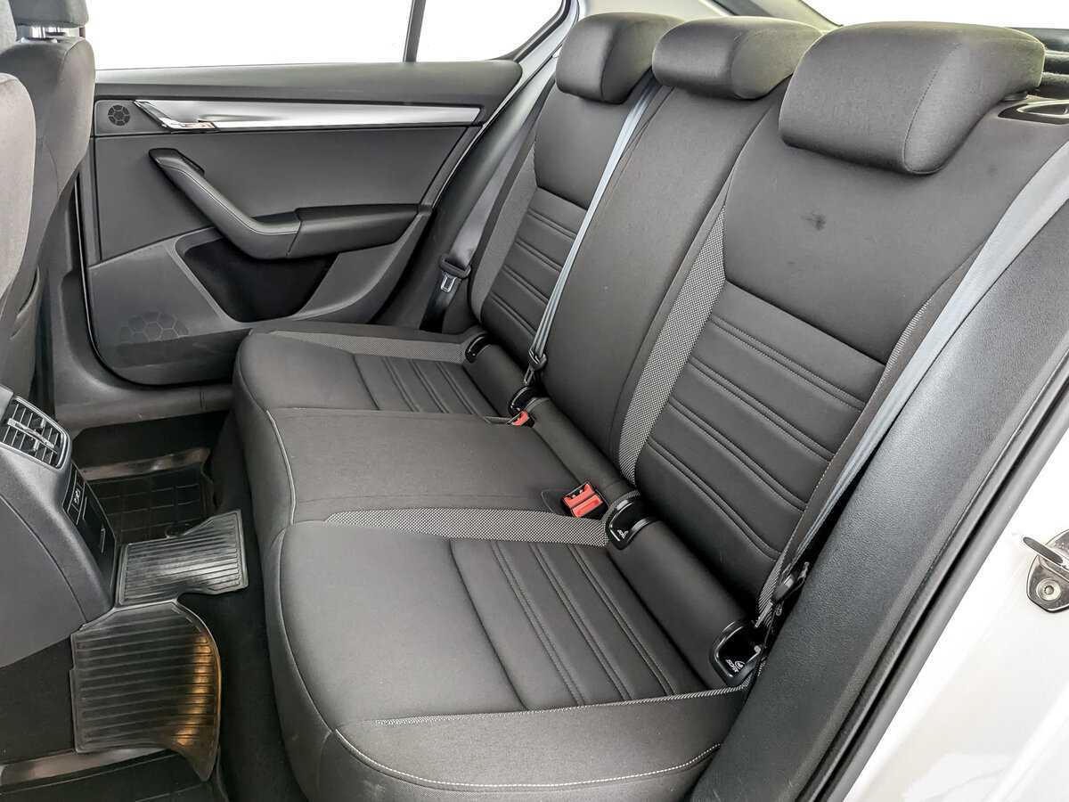 Skoda Octavia с пробегом — 2019 год. Фото: #10