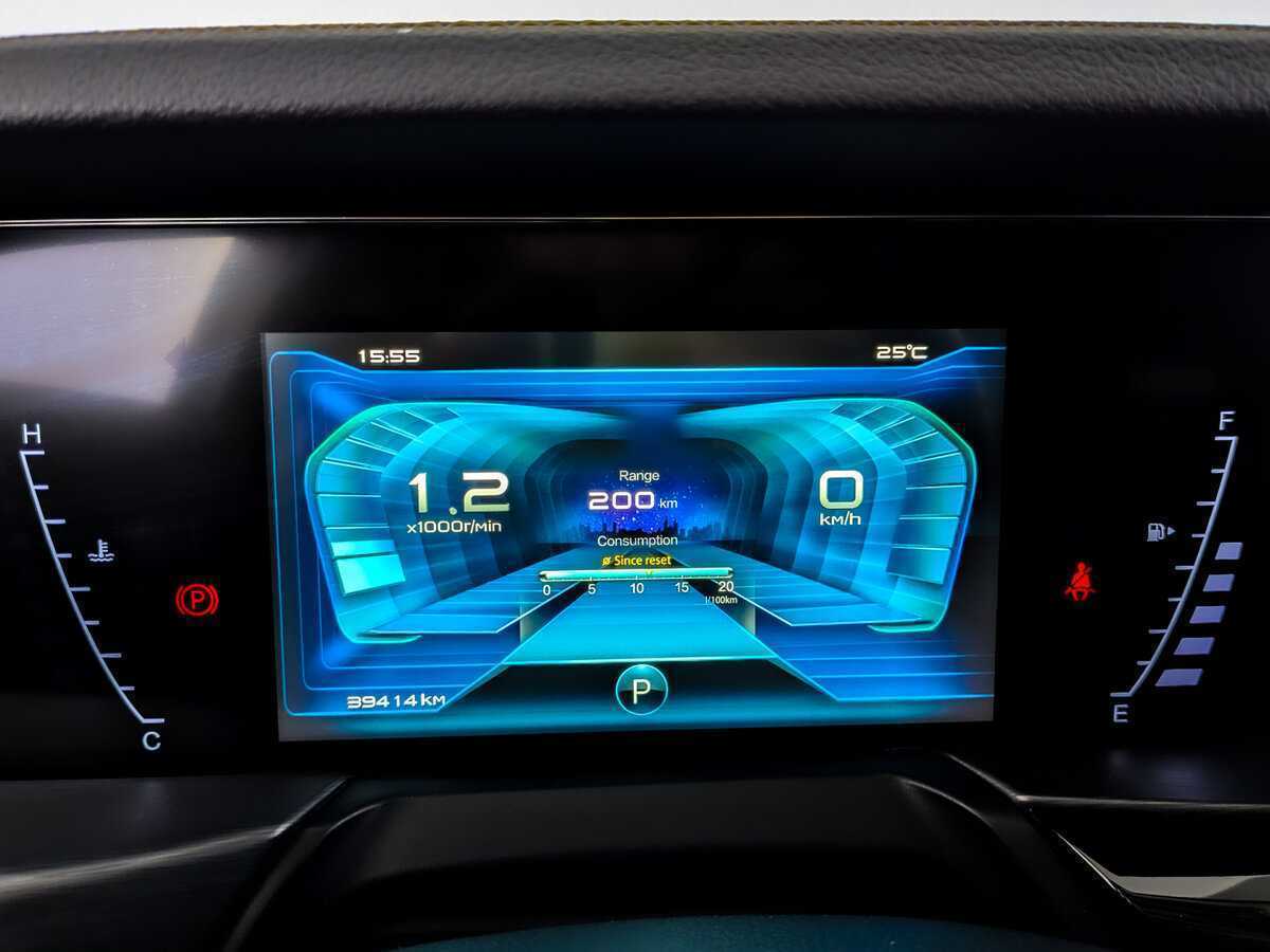 FAW Bestune T77 с пробегом — 2021 год. Фото: #10