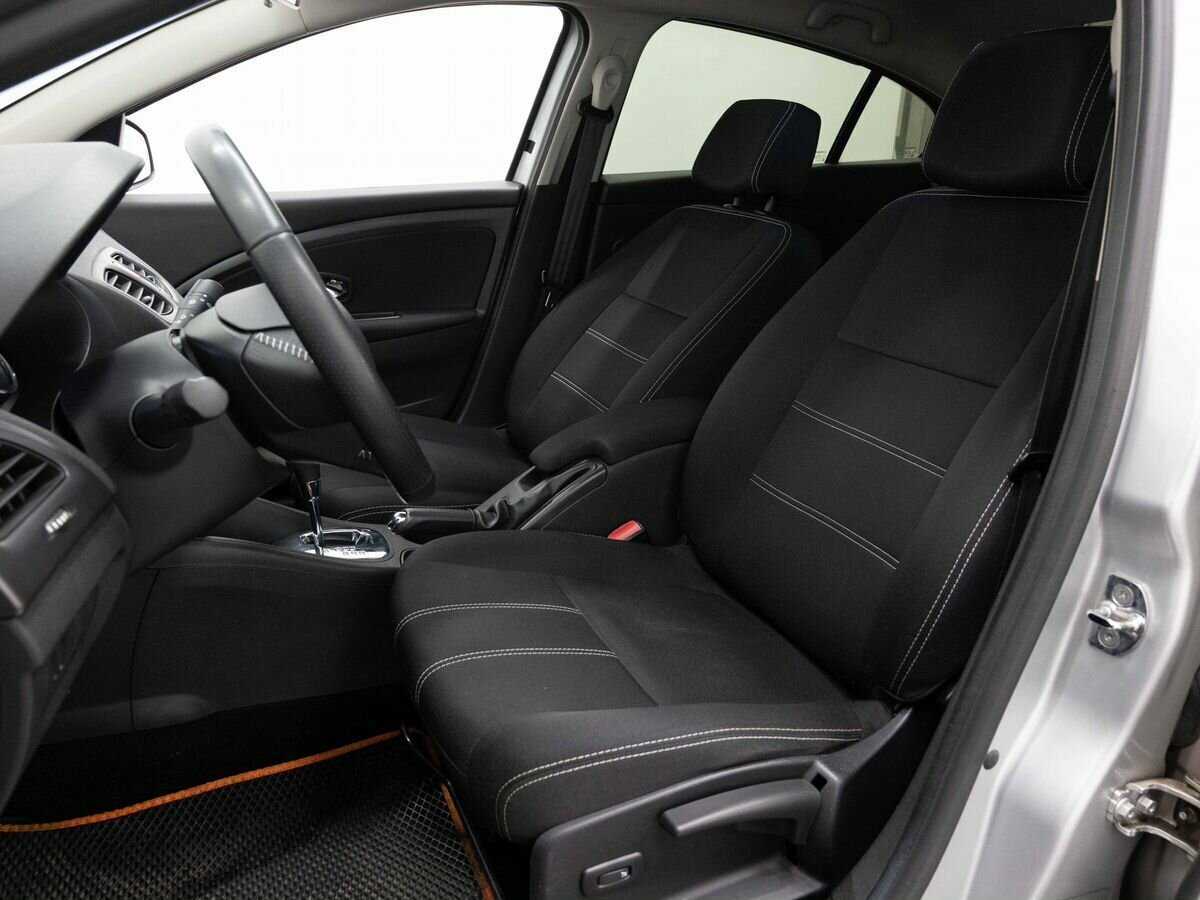 Renault Fluence с пробегом — 2013 год. Фото: #8