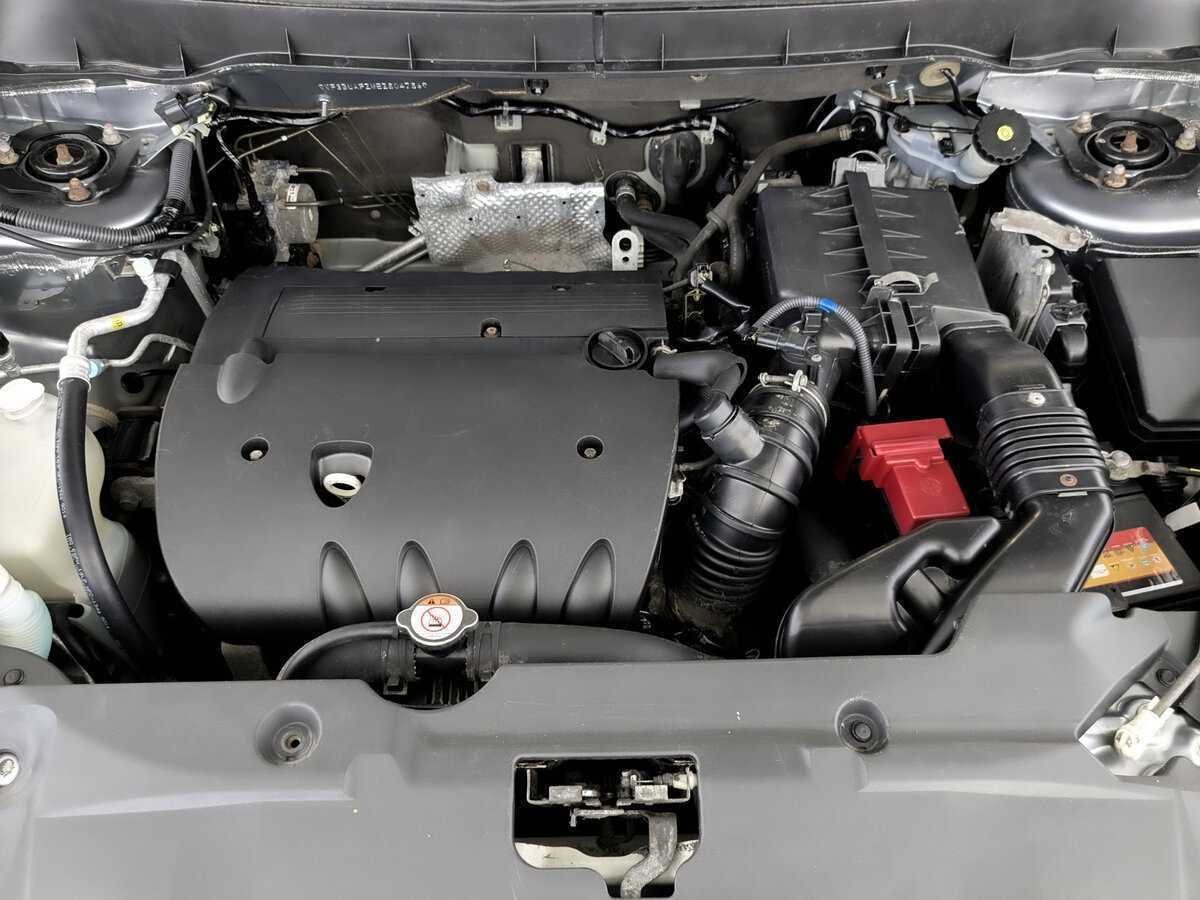 Peugeot 4008 с пробегом — 2014 год. Фото: #8