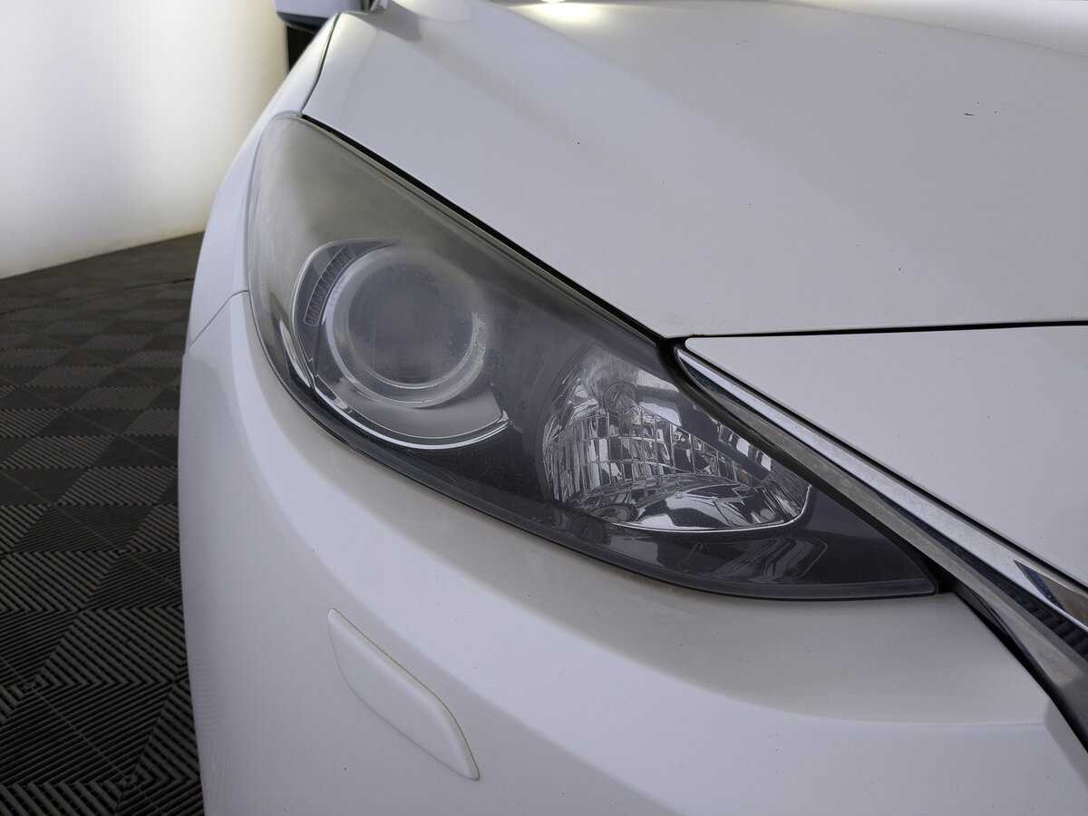 Mazda 3 с пробегом — 2014 год. Фото: #10