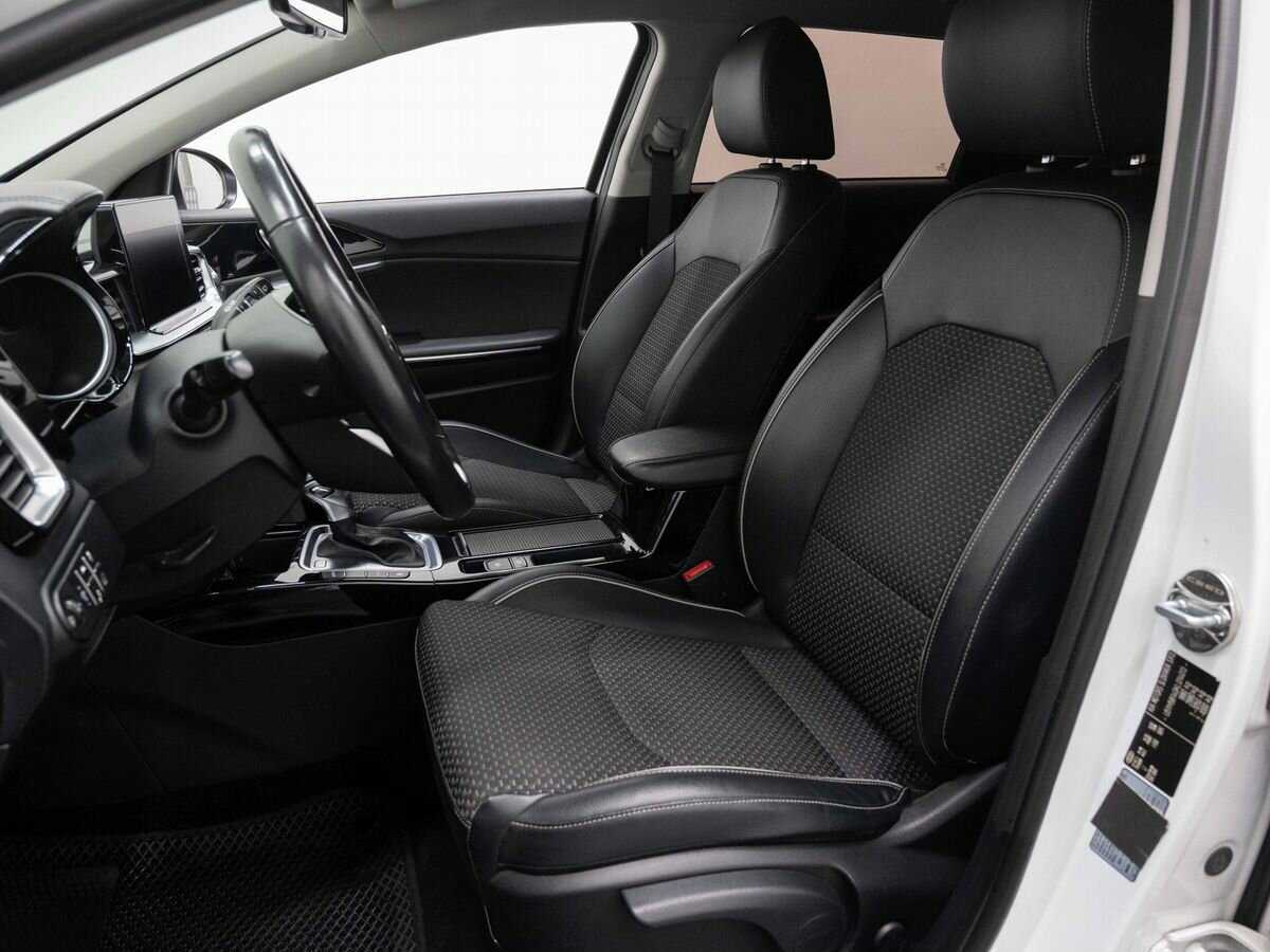 Kia Ceed с пробегом — 2018 год. Фото: #7