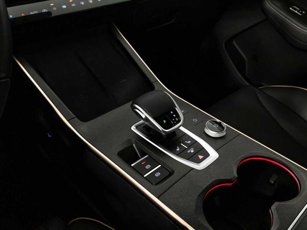 OMODA C5 с пробегом — 2023 год. Фото: #18