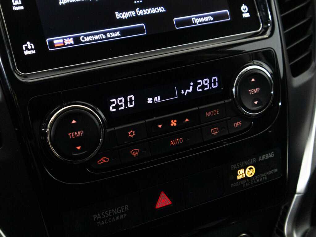 Mitsubishi Pajero Sport с пробегом — 2018 год. Фото: #19