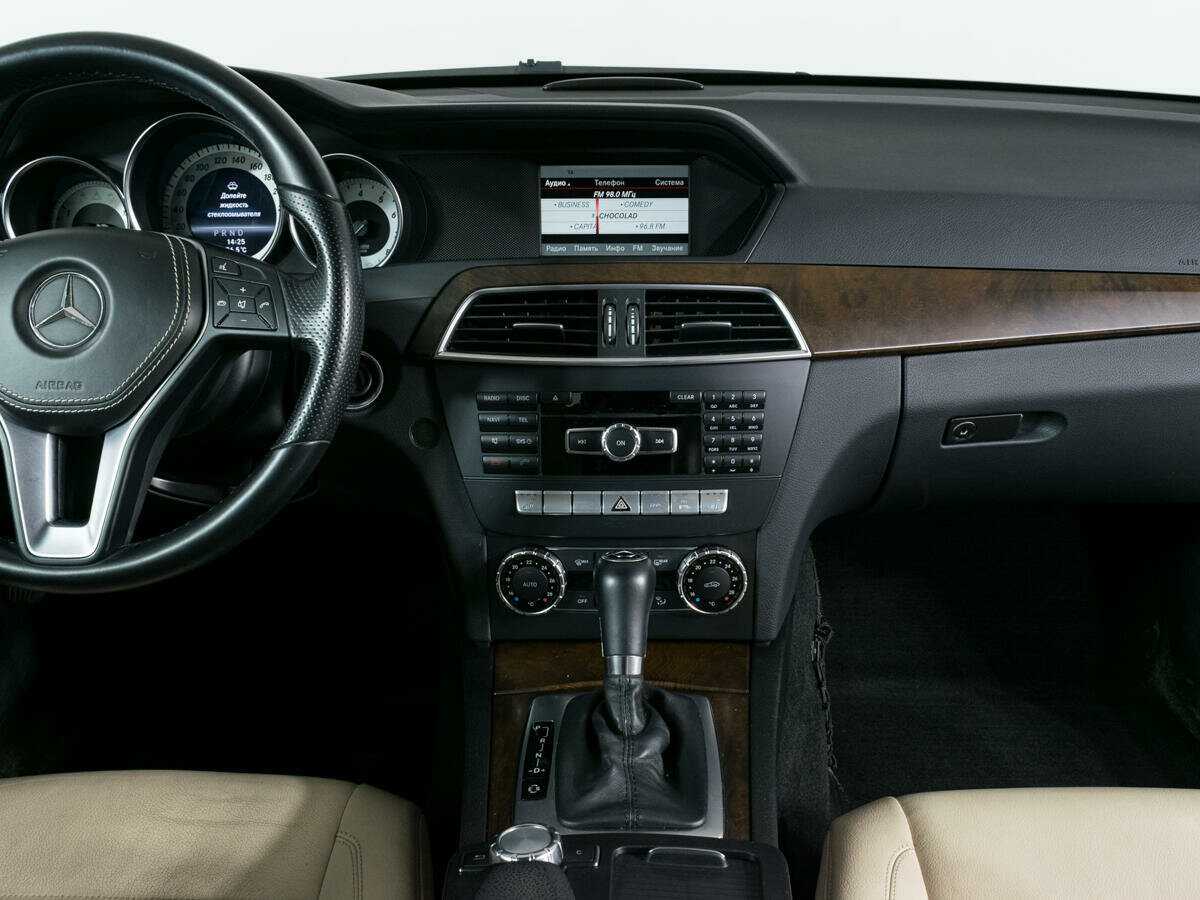 Mercedes-Benz C-Класс с пробегом — 2012 год. Фото: #8