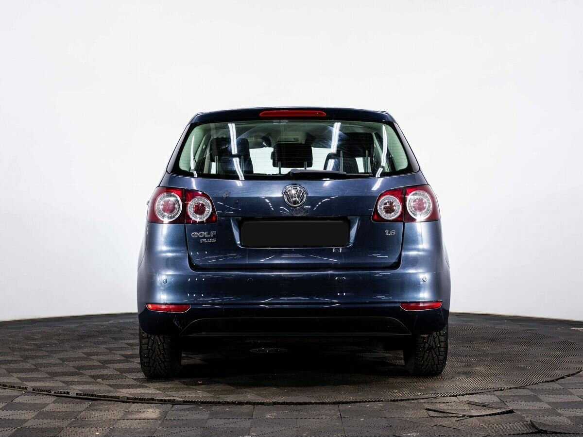 Volkswagen Golf Plus с пробегом — 2013 год. Фото: #4