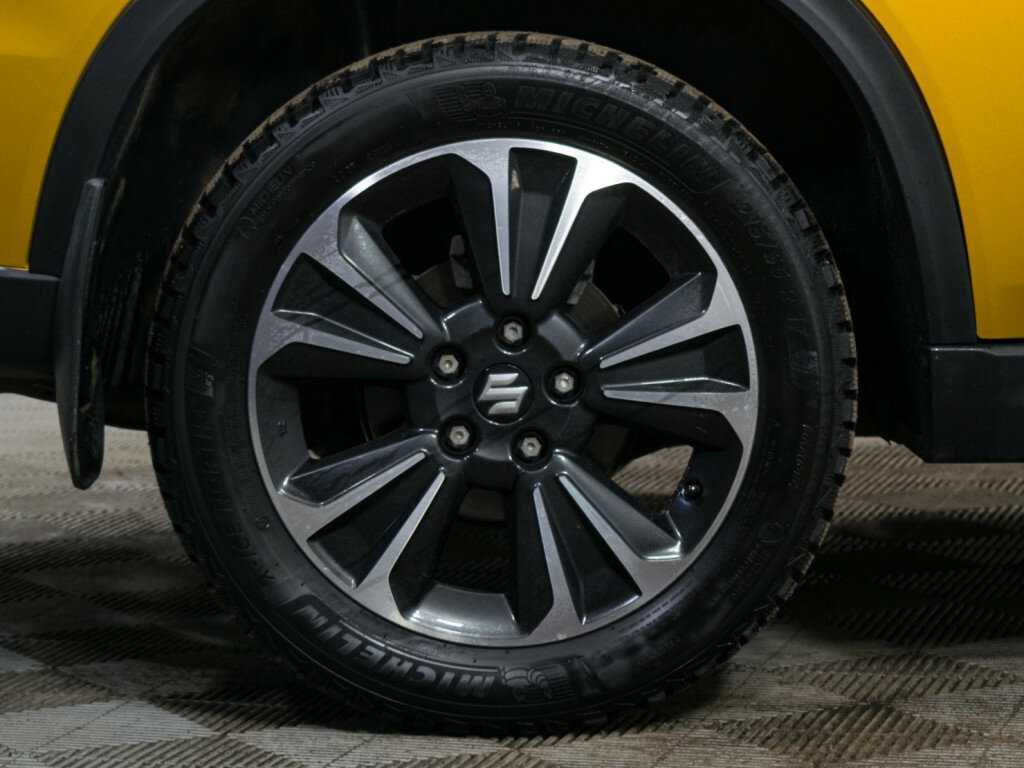 Suzuki Vitara с пробегом — 2019 год. Фото: #18