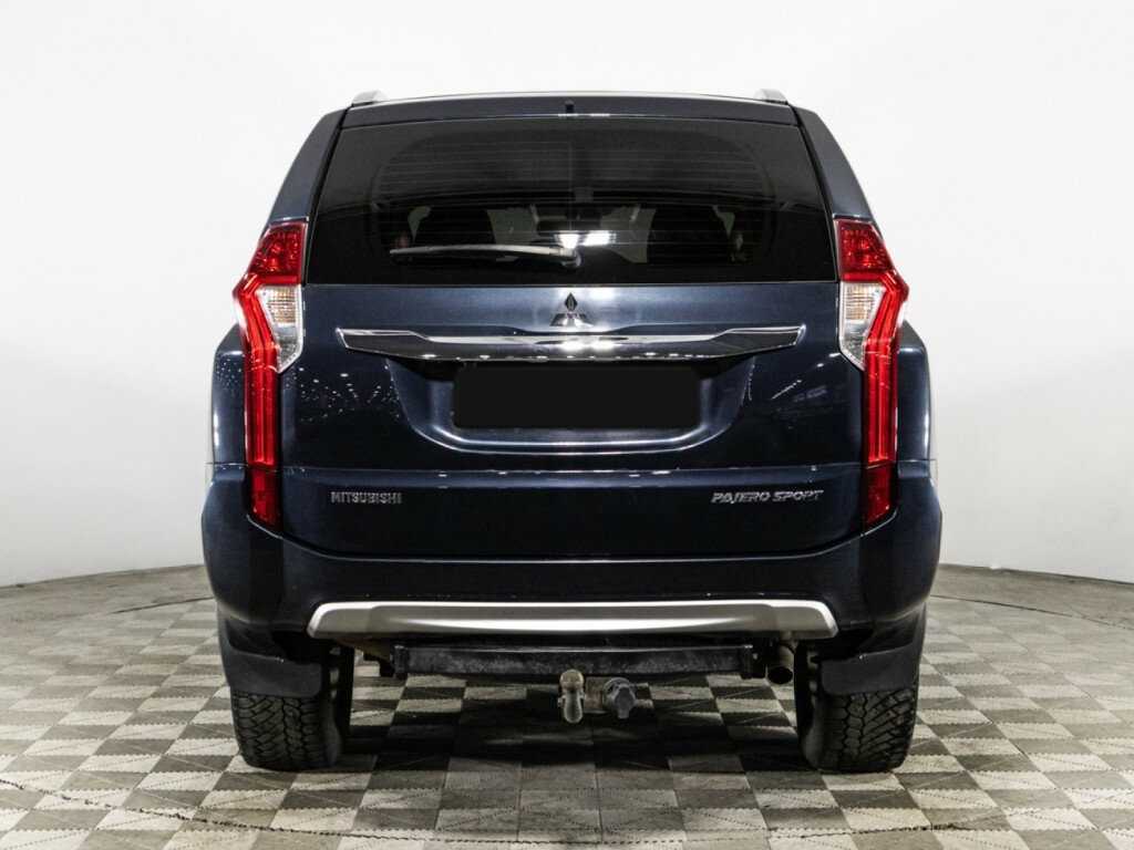 Mitsubishi Pajero Sport с пробегом — 2018 год. Фото: #5
