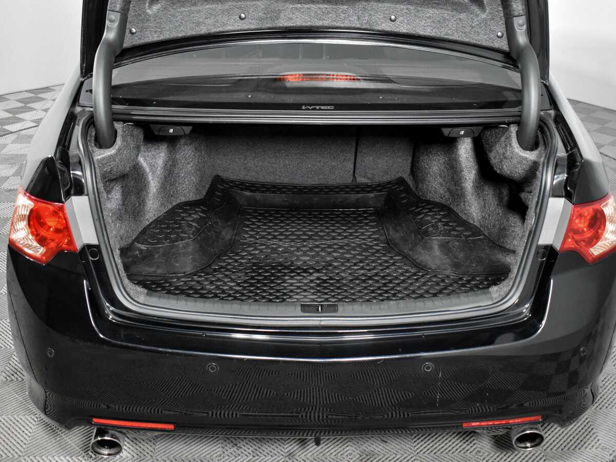 Honda Accord с пробегом — 2012 год. Фото: #15