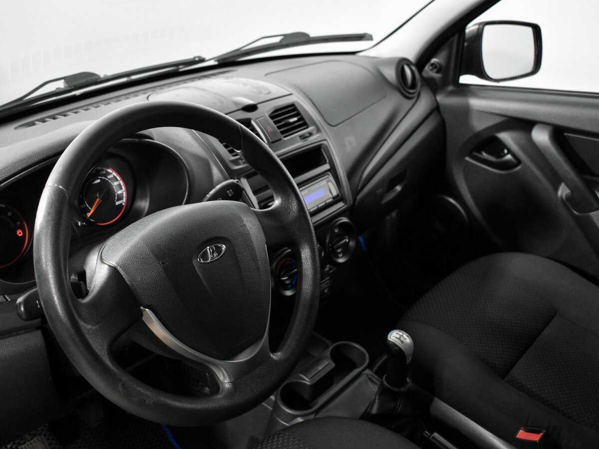 Lada (ВАЗ) Kalina с пробегом — 2013 год. Фото: #8