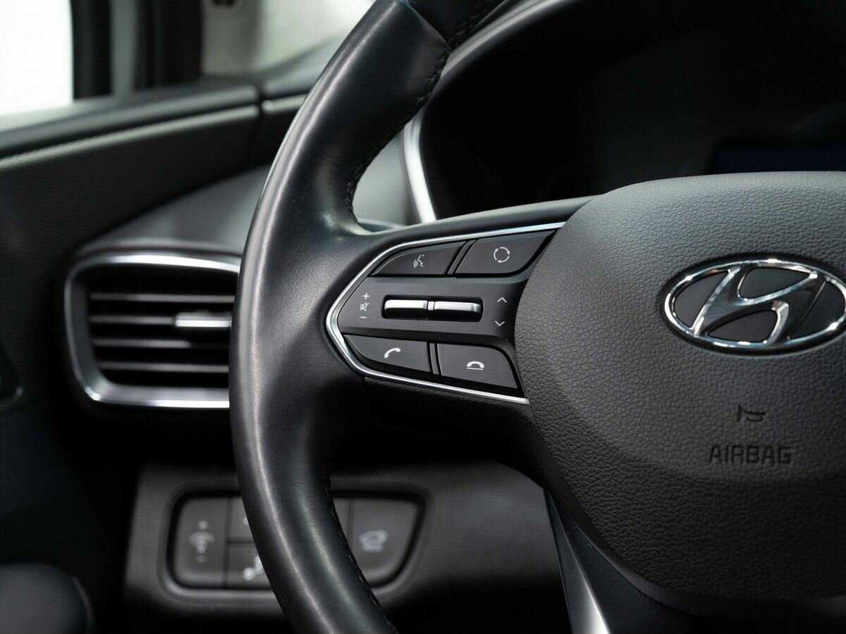 Hyundai Santa Fe с пробегом — 2020 год. Фото: #16