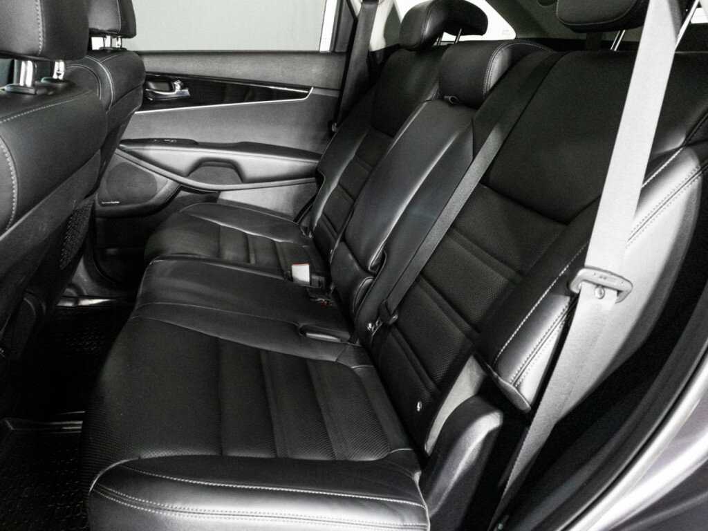 Kia Sorento с пробегом — 2019 год. Фото: #9