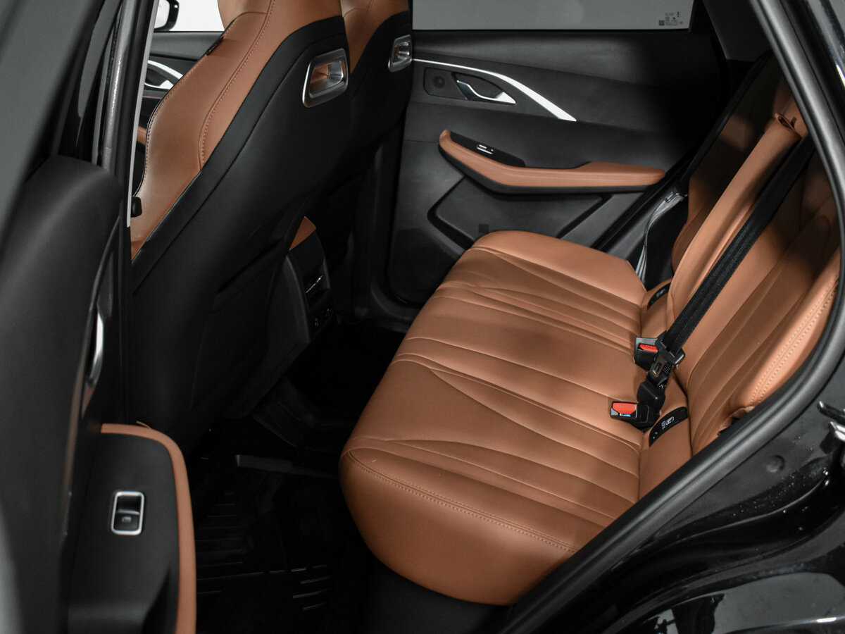 OMODA C5 с пробегом — 2023 год. Фото: #10