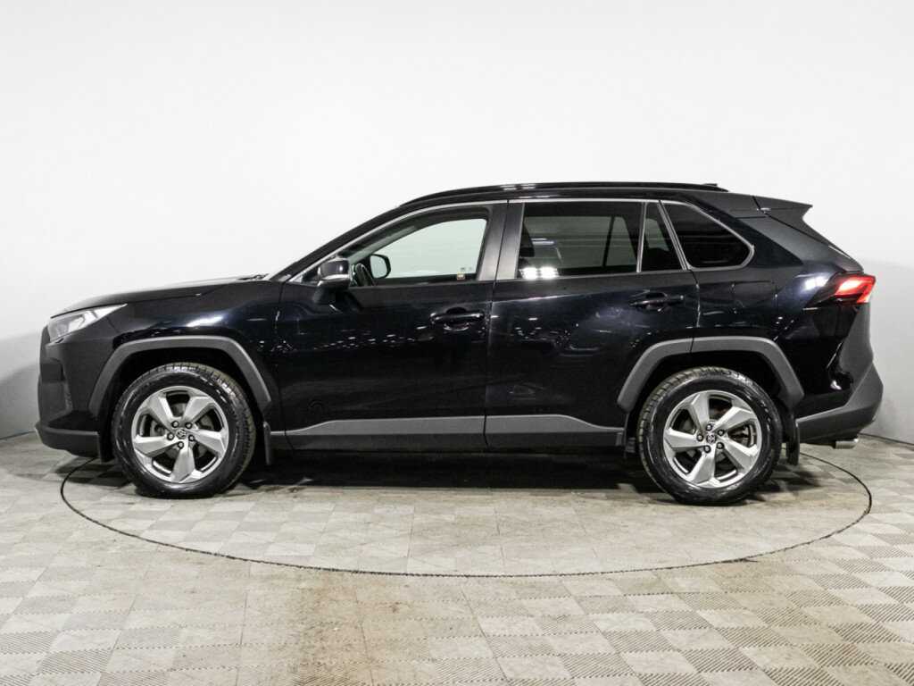 Toyota RAV4 с пробегом — 2020 год. Фото: #7