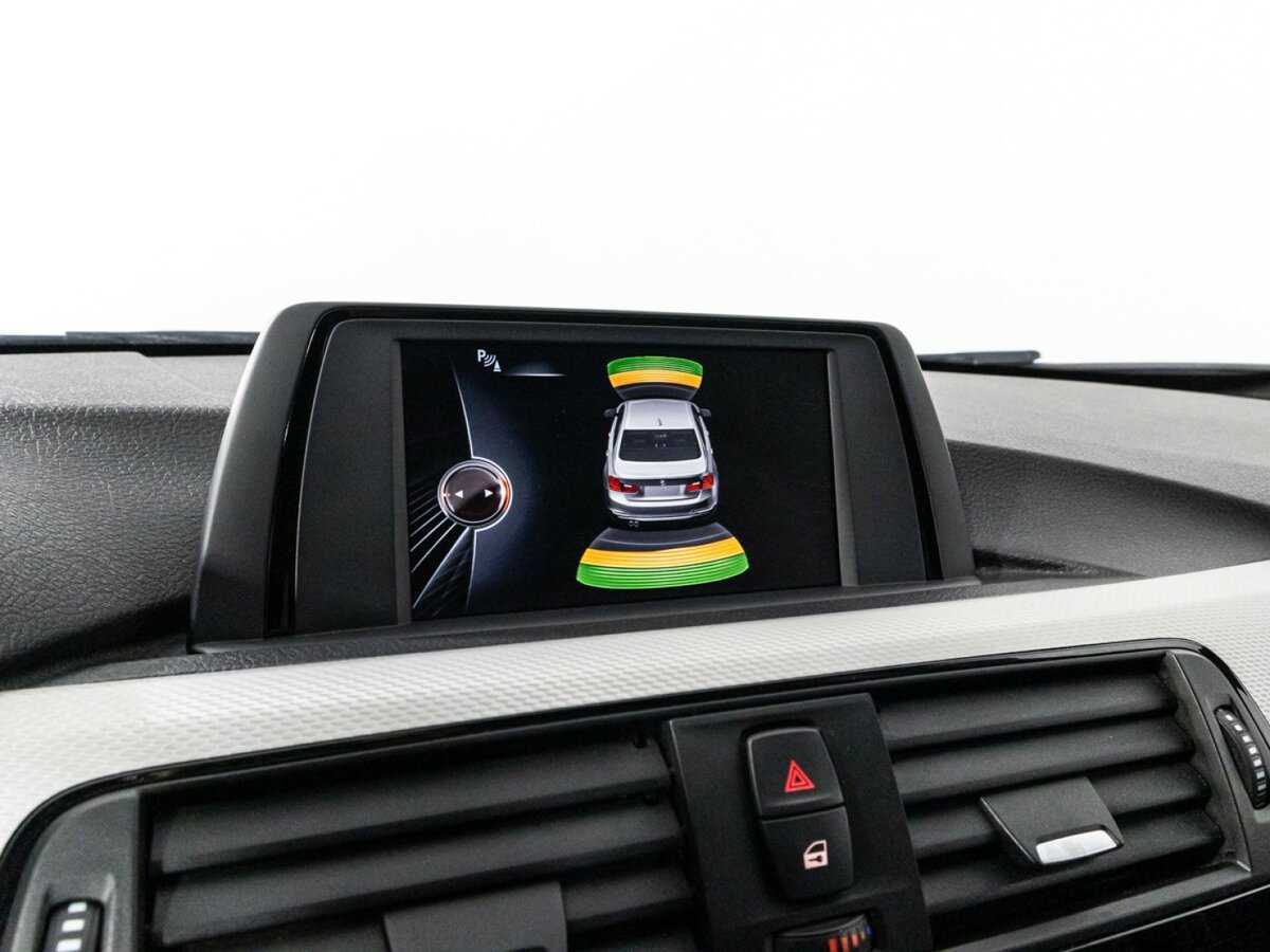 BMW 3 серии с пробегом — 2016 год. Фото: #15