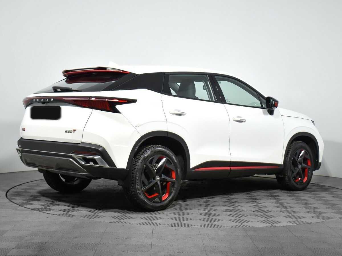 OMODA C5 с пробегом — 2023 год. Фото: #4