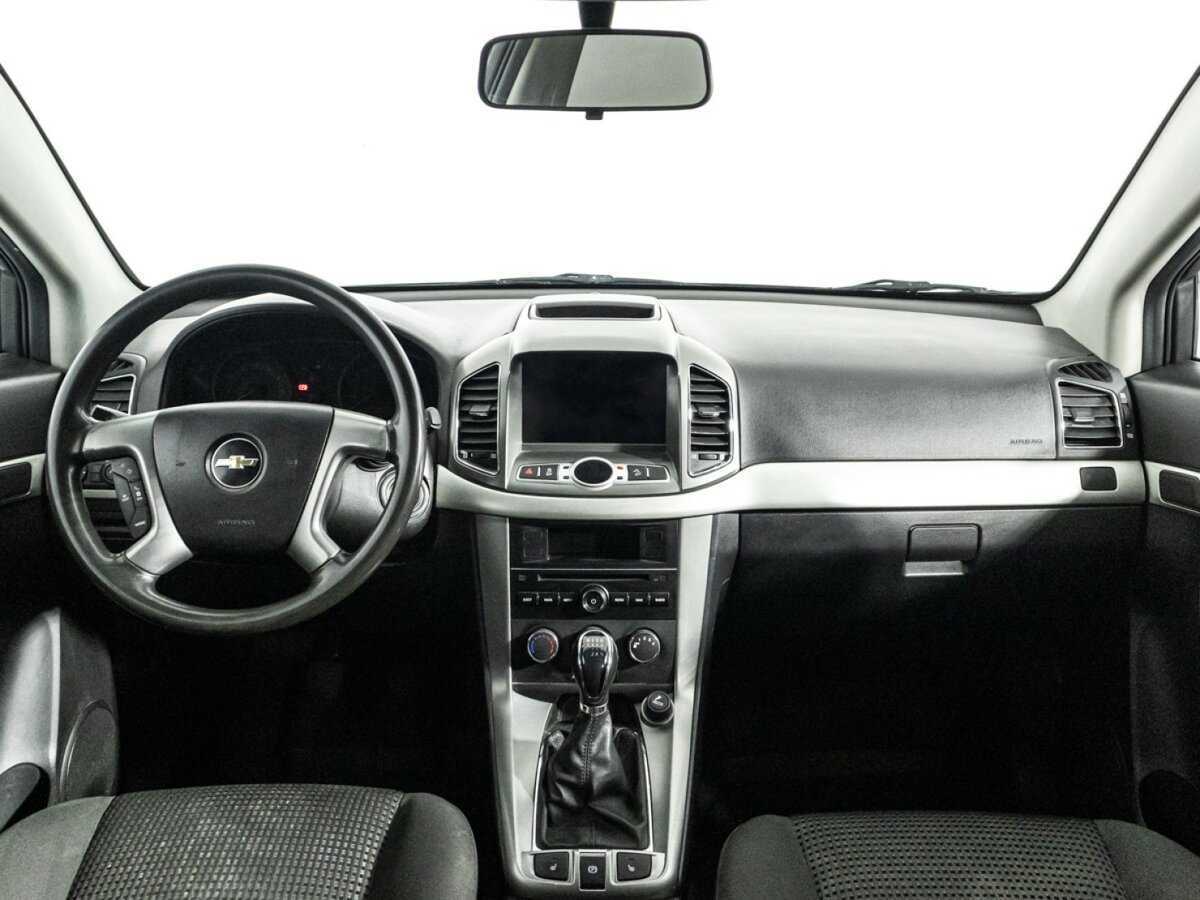 Chevrolet Captiva с пробегом — 2014 год. Фото: #12