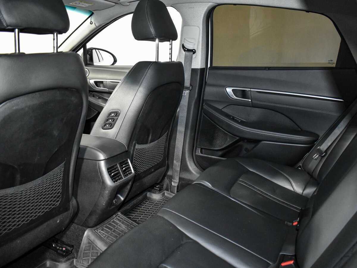 Hyundai Sonata с пробегом — 2020 год. Фото: #8