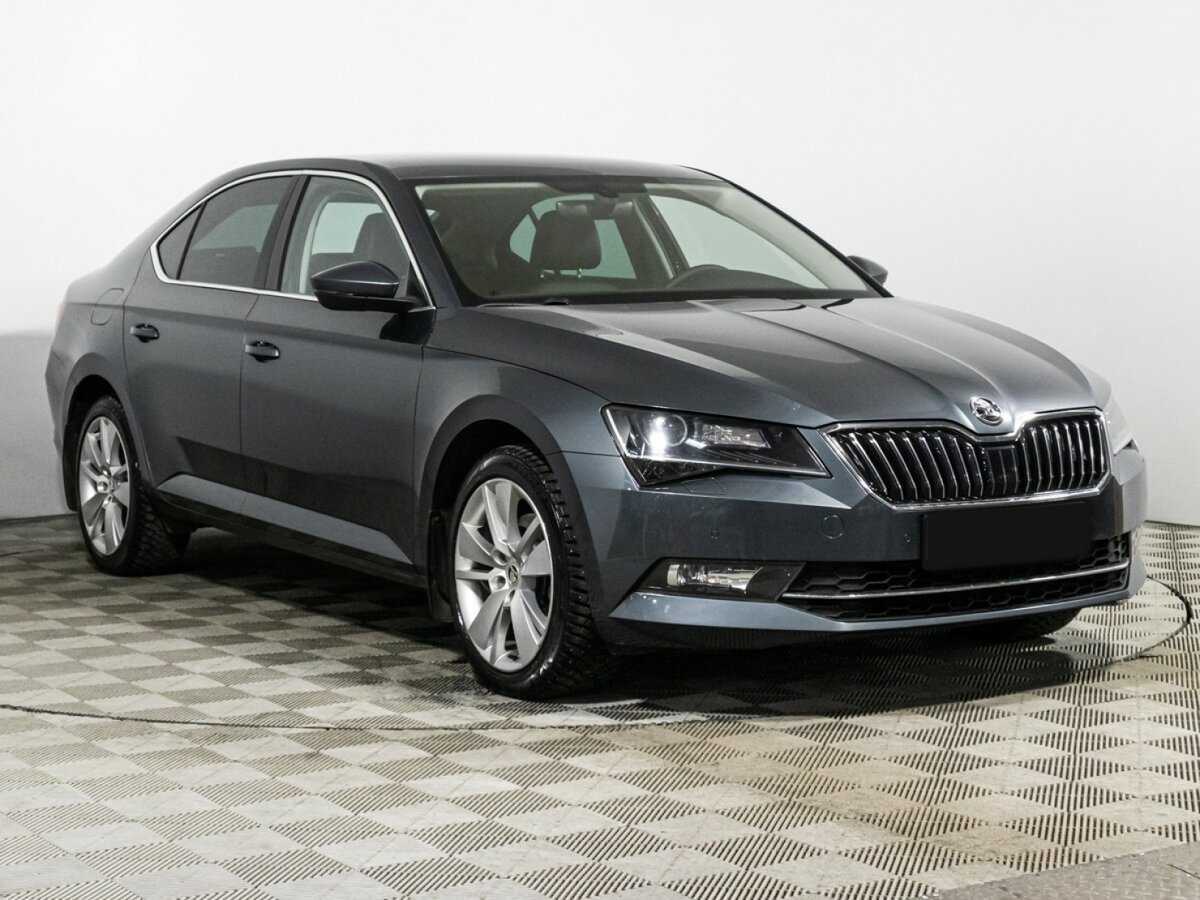 Skoda Superb с пробегом — 2019 год. Фото: #2