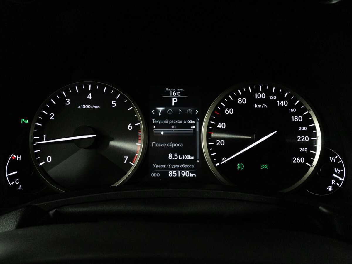 Lexus NX с пробегом — 2015 год. Фото: #11