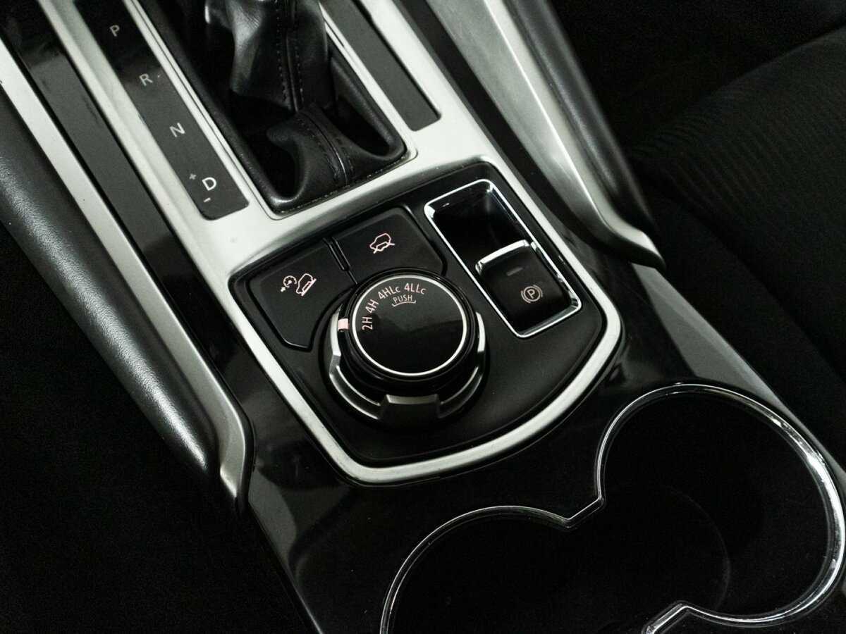 Mitsubishi Pajero Sport с пробегом — 2018 год. Фото: #13