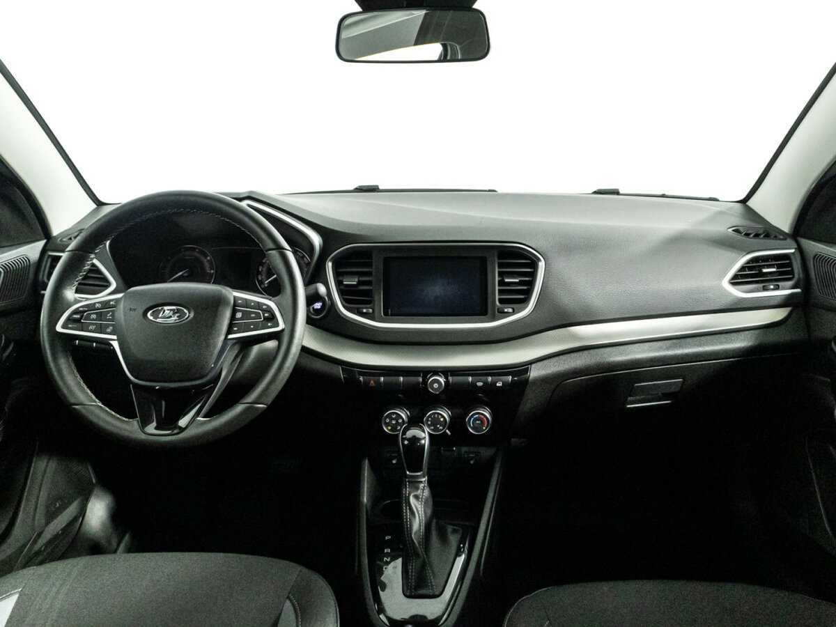 Lada (ВАЗ) Vesta с пробегом — 2024 год. Фото: #12