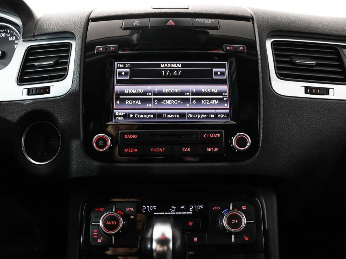 Volkswagen Touareg с пробегом — 2012 год. Фото: #15