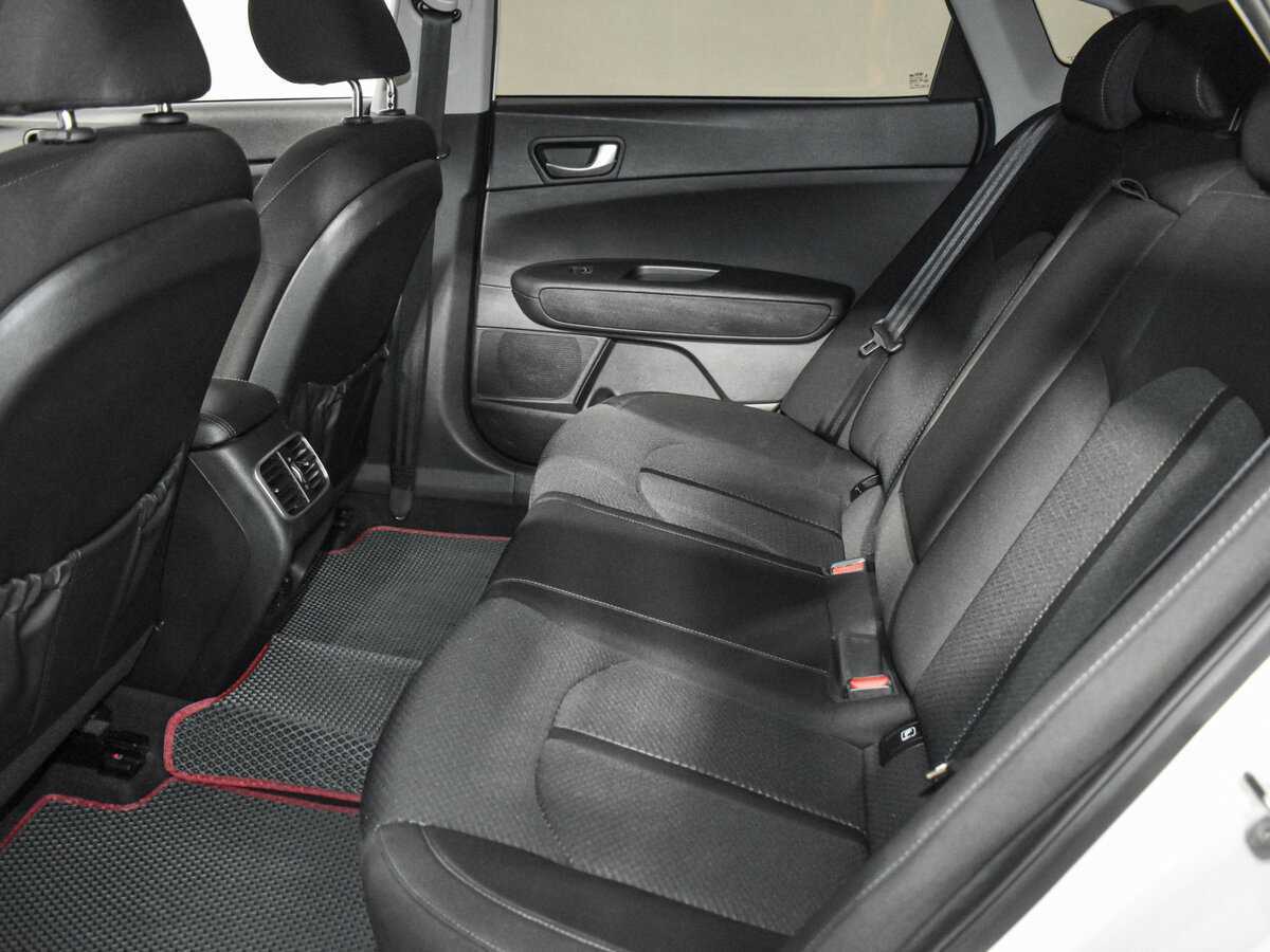 Kia Optima с пробегом — 2019 год. Фото: #9