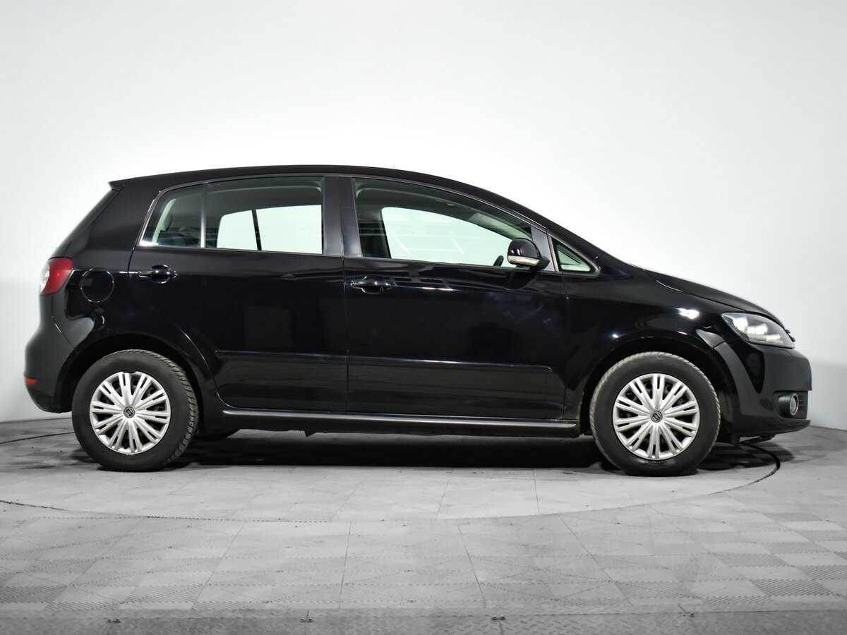 Volkswagen Golf Plus с пробегом — 2013 год. Фото: #3