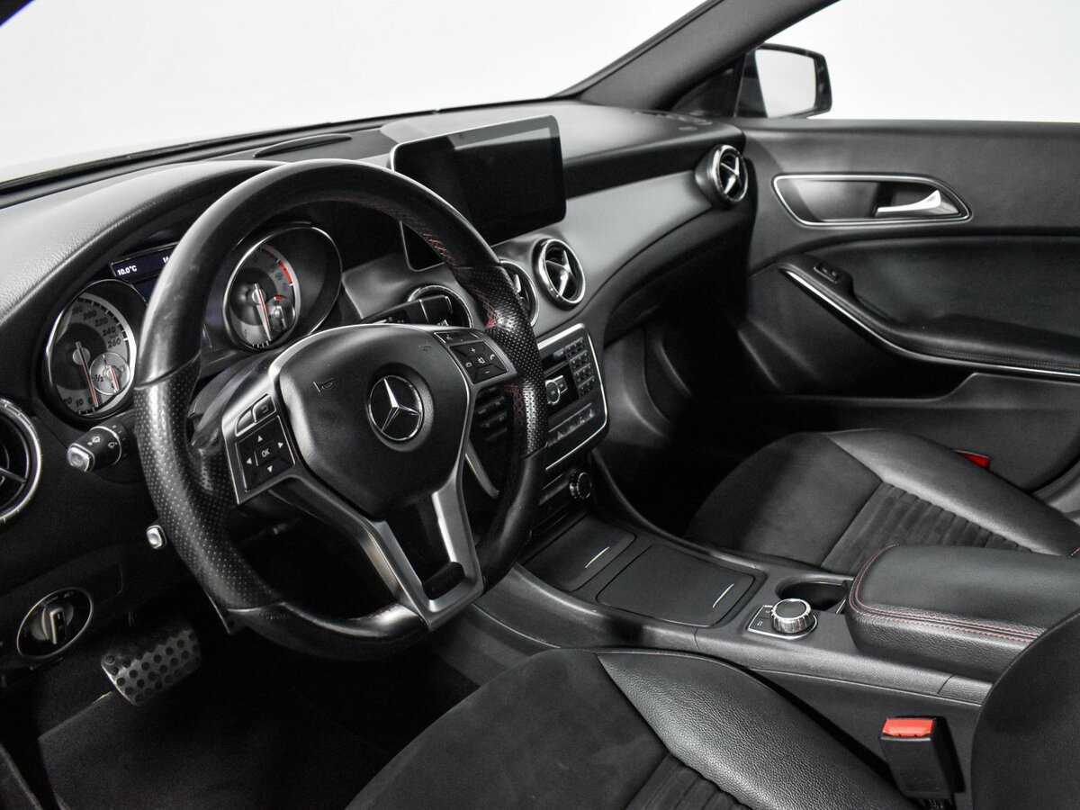 Mercedes-Benz CLA с пробегом — 2013 год. Фото: #5